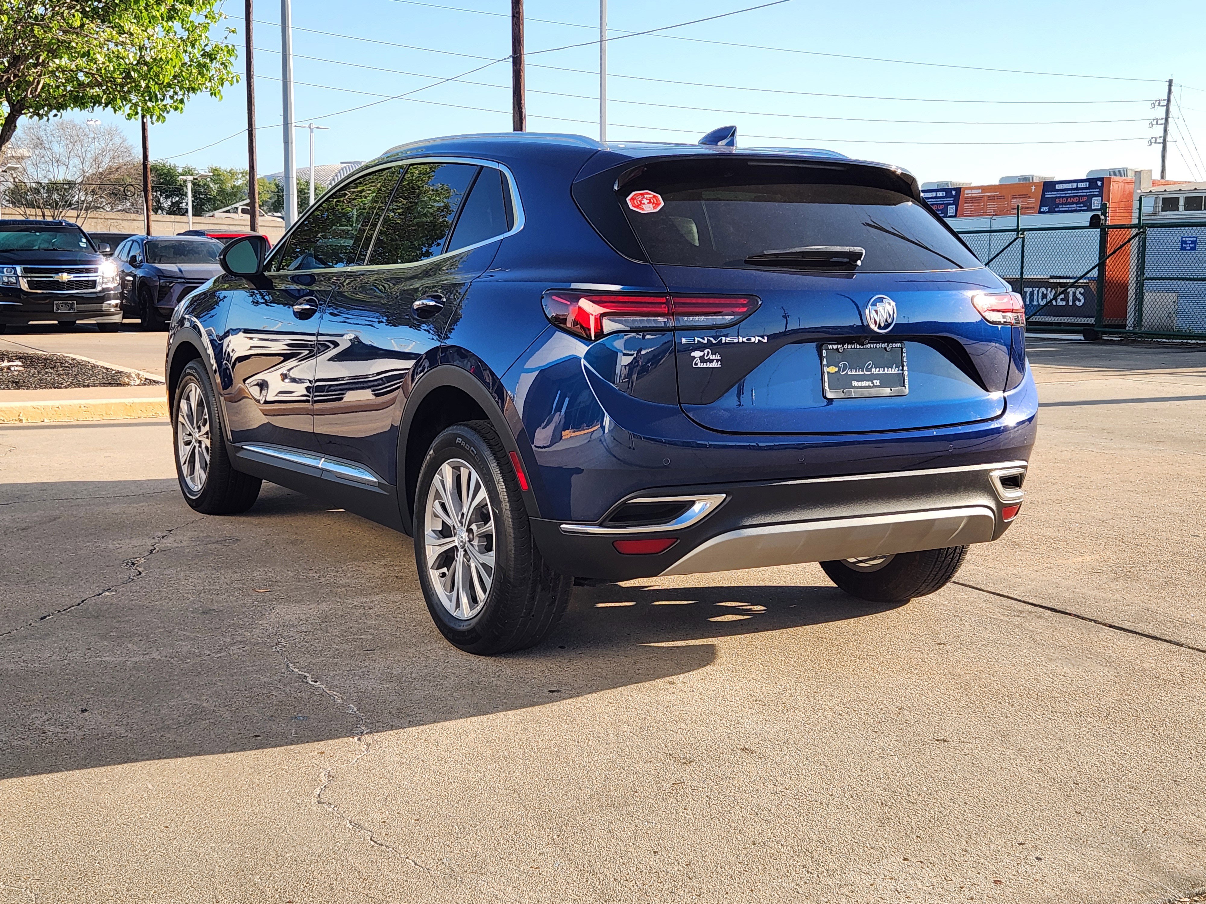 Used 2023 Buick Envision Preferred image 8