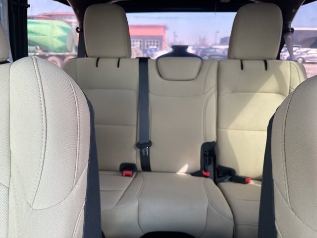 Used 2022 Jeep Wrangler Unlimited Sport image 13