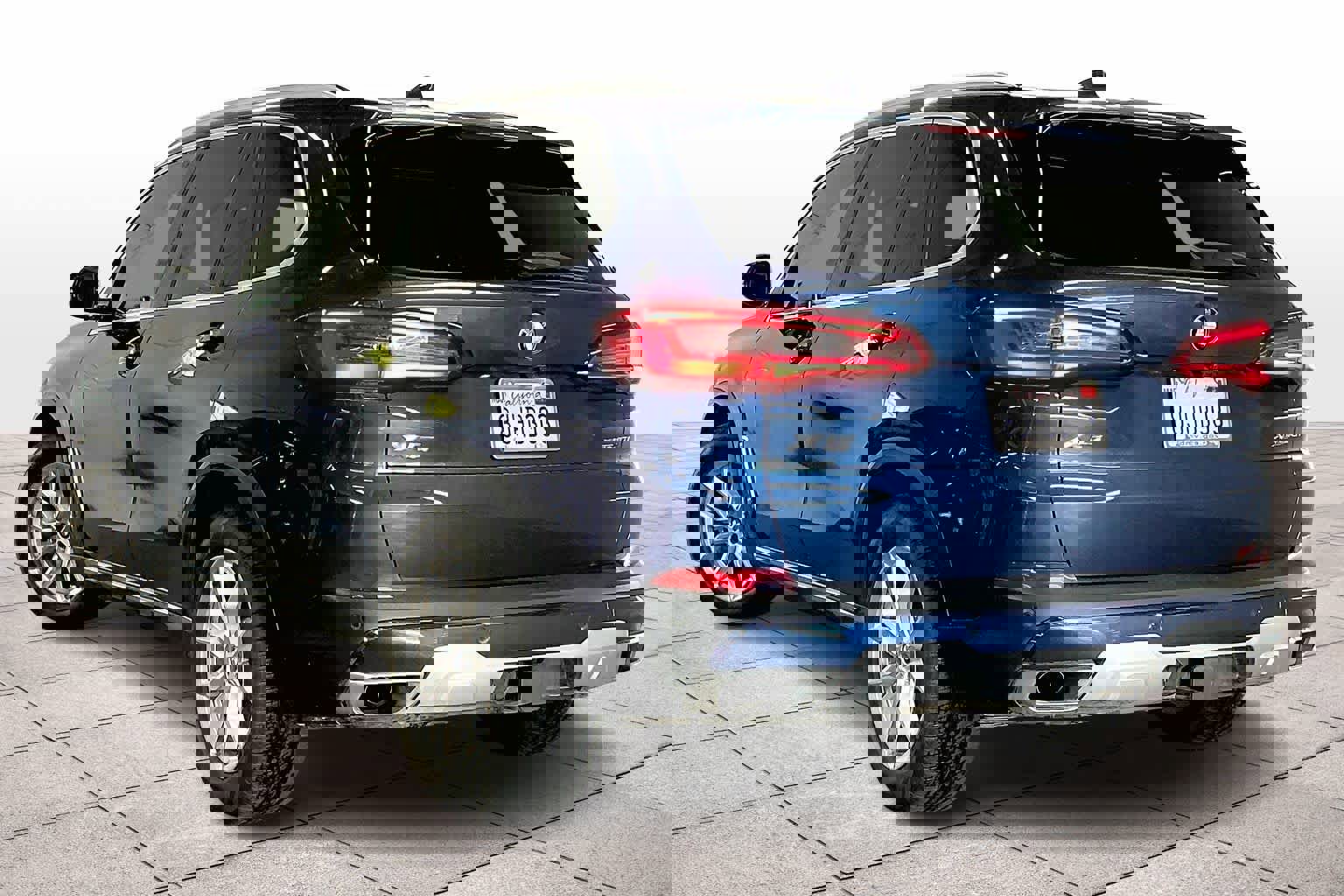 Used 2019 BMW X5 xDrive40i w/ Convenience Package image 14