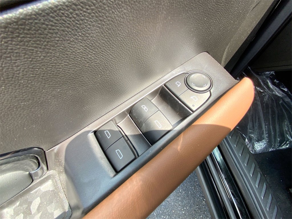New 2025 GMC Canyon AT4 w/ Nightfall Edition image 22