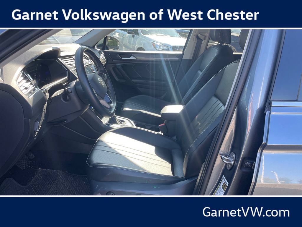 Certified 2023 Volkswagen Tiguan SE FWD image 9