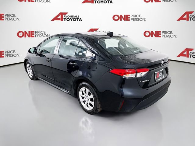 Certified 2025 Toyota Corolla LE FWD image 5