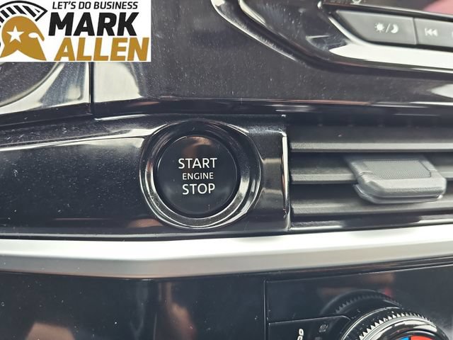 Used 2025 Nissan Pathfinder SV FWD image 16