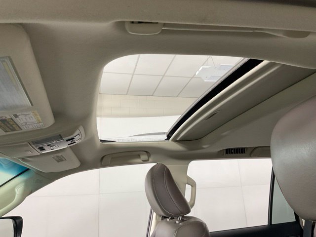 Used 2015 Lexus GX 460 Luxury w/ Preferred Accessory Package AWD/4WD image 24