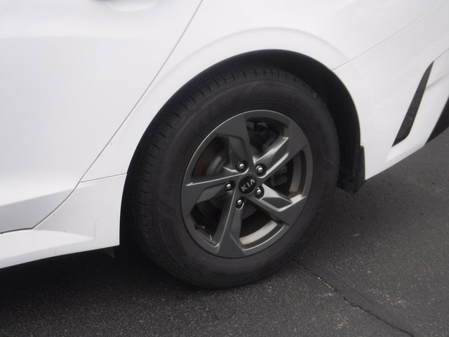 Used 2021 Kia K5 LXS image 3