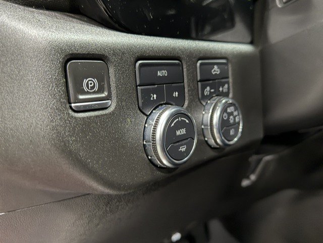 Certified 2023 GMC Sierra 1500 Elevation w/ Preferred Package AWD/4WD image 13