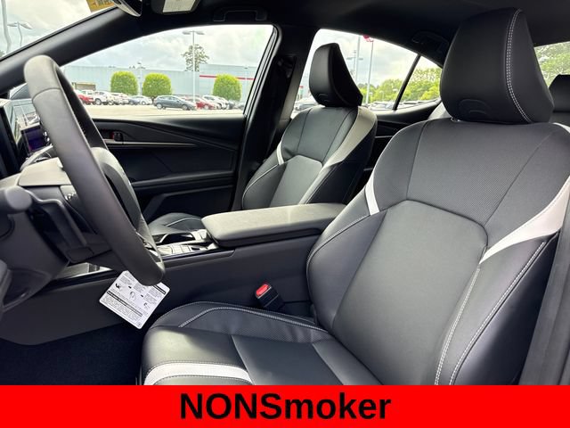 Used 2026 Toyota Camry SE w/ Convenience Package FWD image 14