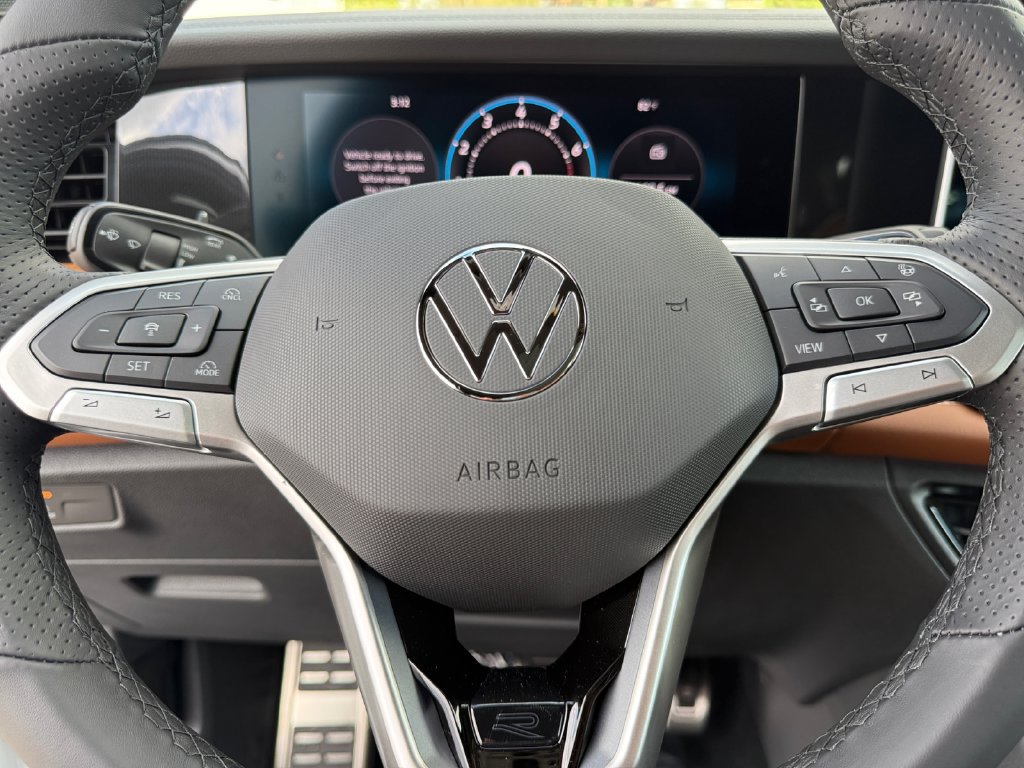 New 2026 Volkswagen Tiguan SEL R-Line AWD/4WD image 21