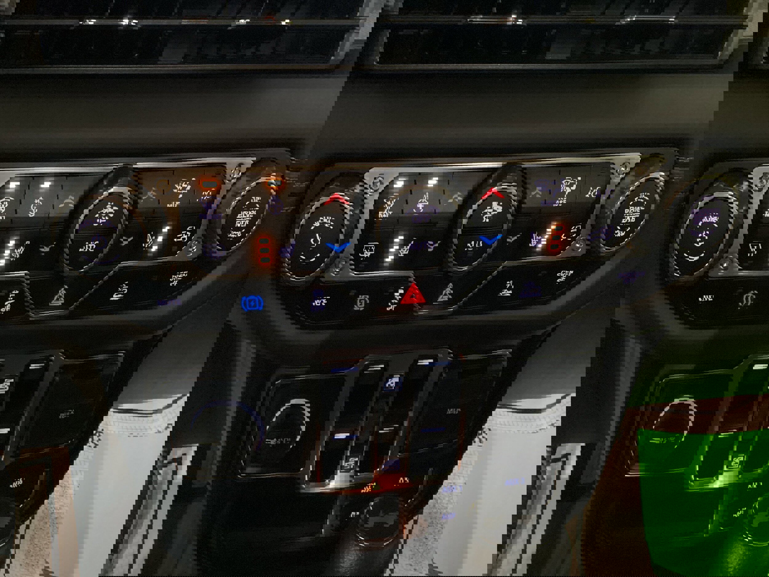 Used 2025 Jeep Wrangler Backcountry image 31