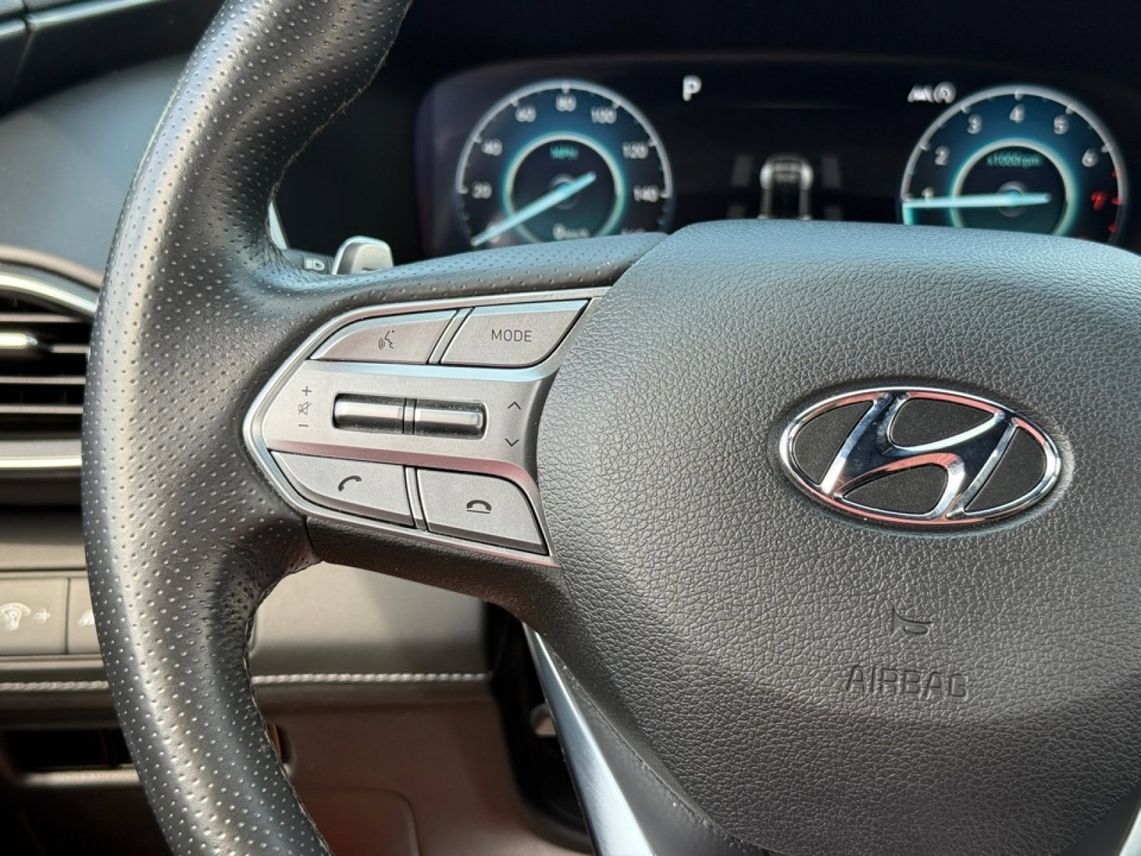 Used 2021 Hyundai Santa Fe Calligraphy image 24