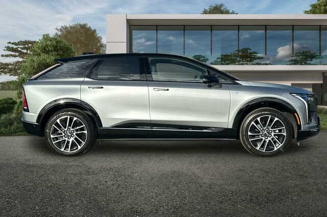New 2027 Cadillac Optiq Sport w/ LPO, Floor Liner Package AWD/4WD image 3
