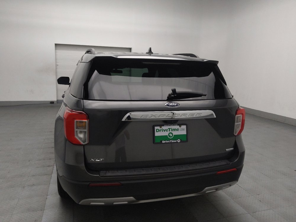 Used 2020 Ford Explorer XLT w/ Equipment Group 202A image 6