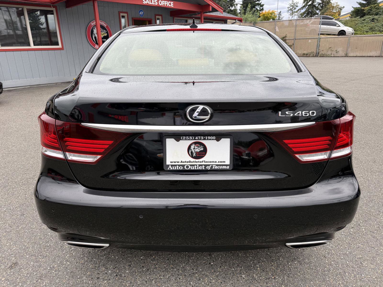 Used 2013 Lexus LS 460 image 9
