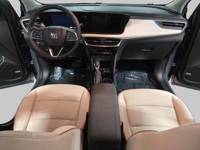 Used 2024 Buick Encore GX Avenir w/ Avenir Technology Package image 9