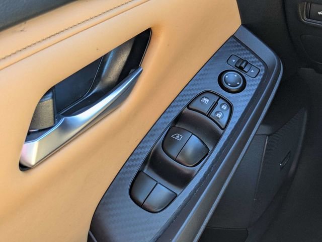 Used 2024 Nissan Sentra SV w/ SV Premium Package FWD image 19