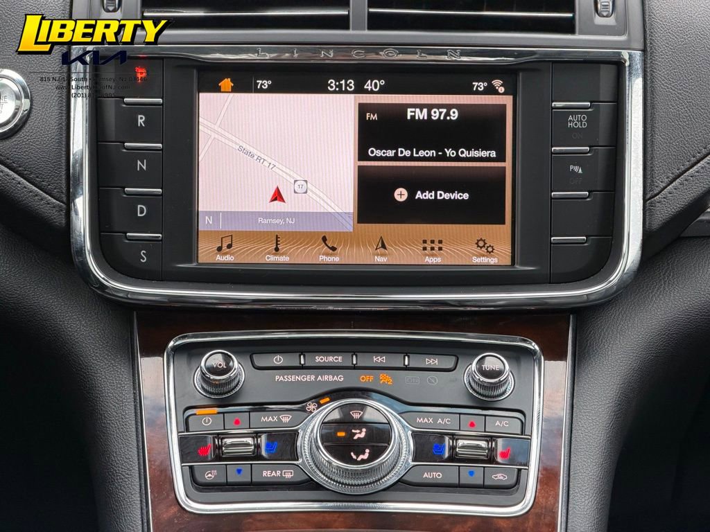 Used 2018 Lincoln Continental Reserve w/ Continental Climate Package image 14