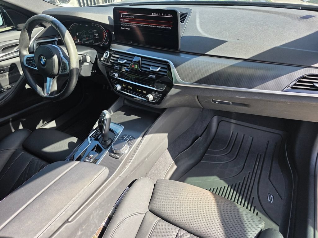 Used 2023 BMW 540i w/ M Sport Package RWD image 28