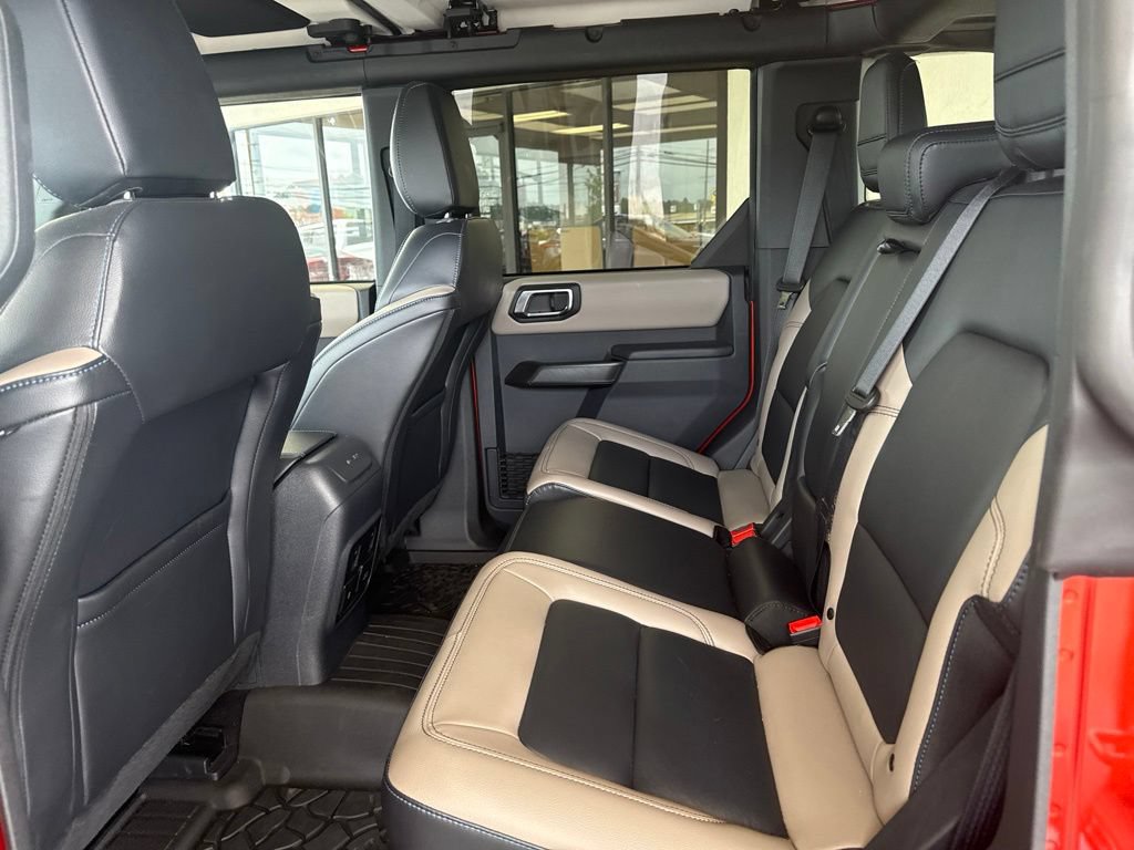 Used 2024 Ford Bronco Wildtrak AWD/4WD image 12