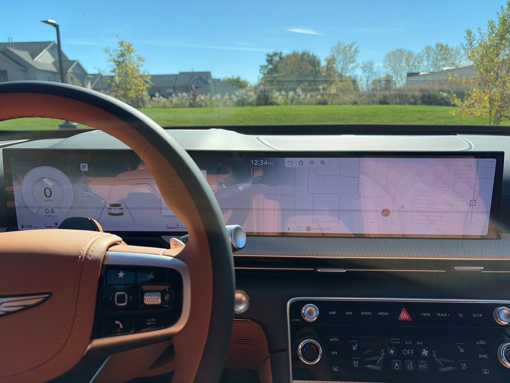 New 2027 Genesis GV80 3.5T Prestige AWD/4WD image 18