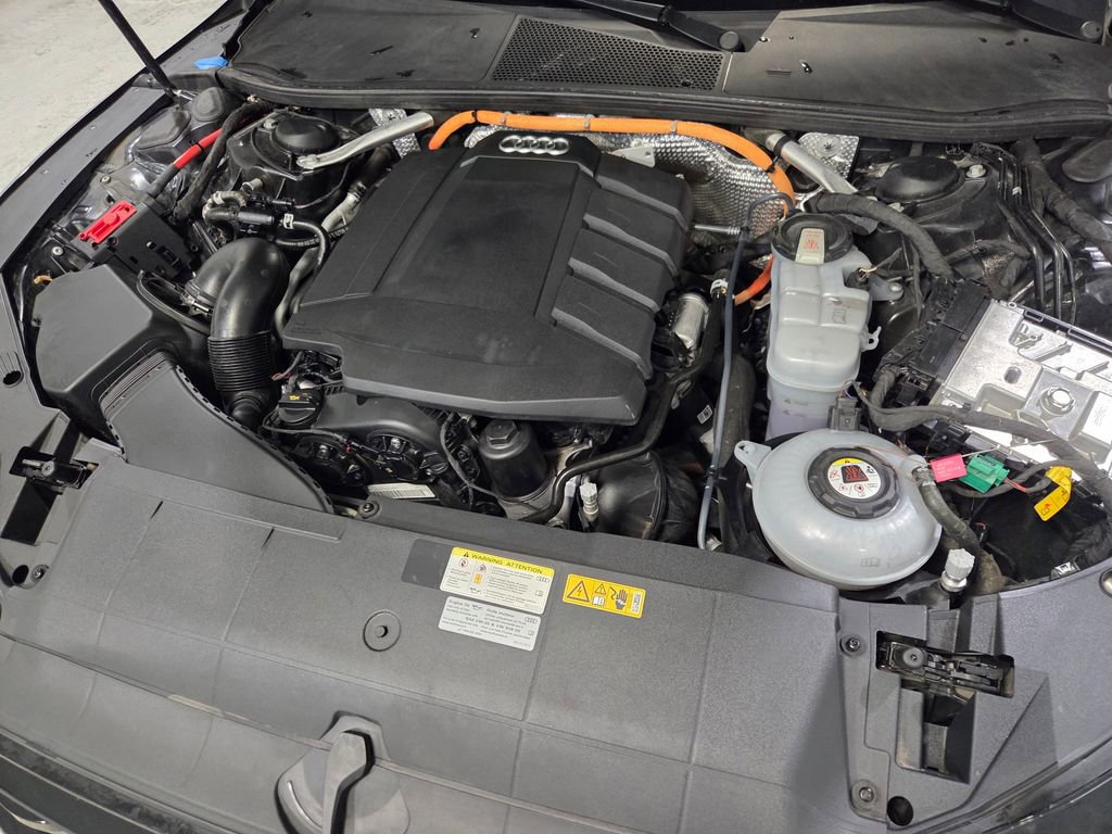 Used 2021 Audi A7 e Prestige w/ Prestige Package image 22