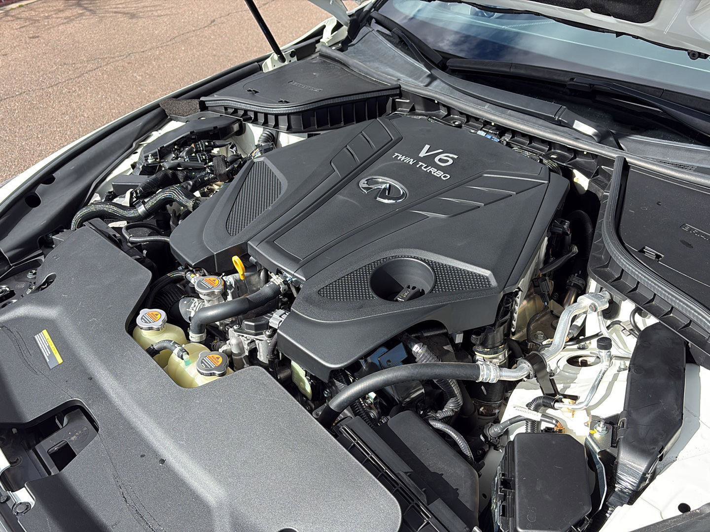 Used 2019 INFINITI Q60 3.0t Luxe w/ Essential Package image 23