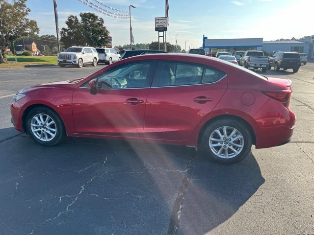 Used 2015 MAZDA MAZDA3 i Touring w/ Technology Package FWD image 31