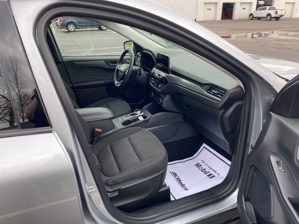 Used 2023 Ford Escape Active image 12