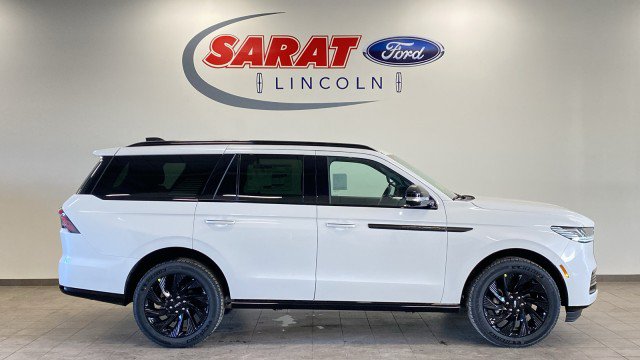 New 2026 Lincoln Navigator Reserve w/ Jet Appearance Package AWD/4WD video 1