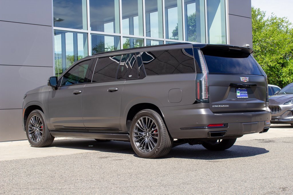 Used 2025 Cadillac Escalade ESV Sport Platinum image 7