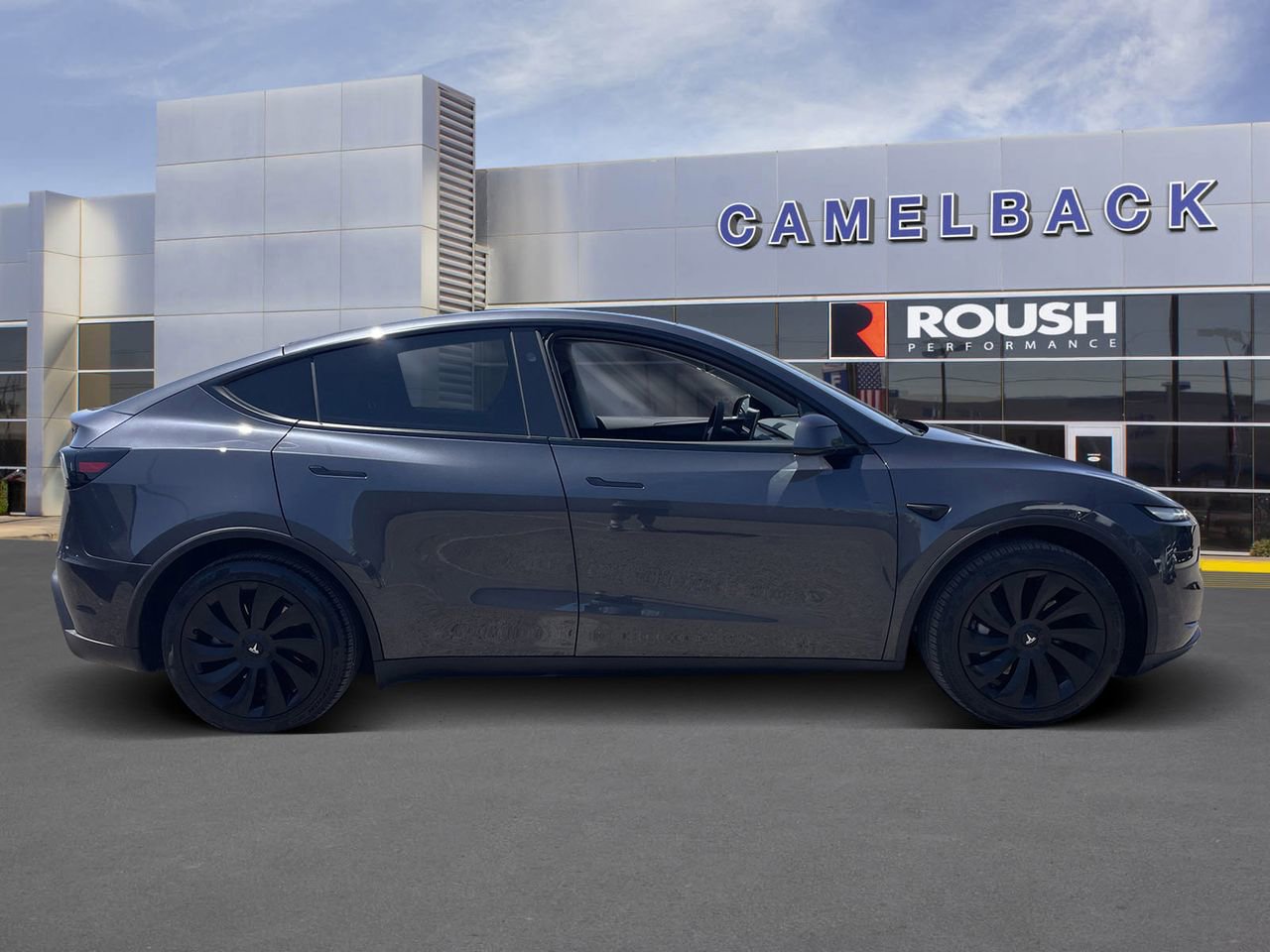 Used 2026 Tesla Model Y 2WD image 7
