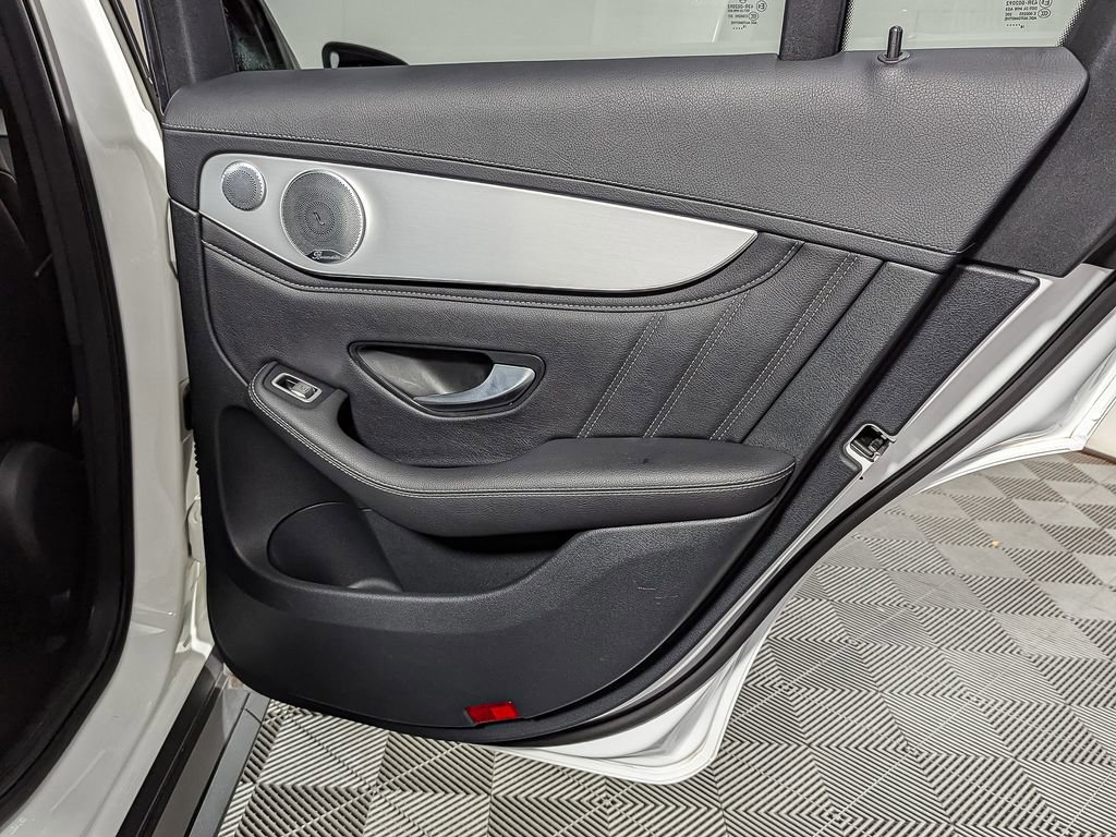 Used 2019 Mercedes-Benz GLC 63 AMG 4MATIC Coupe image 40