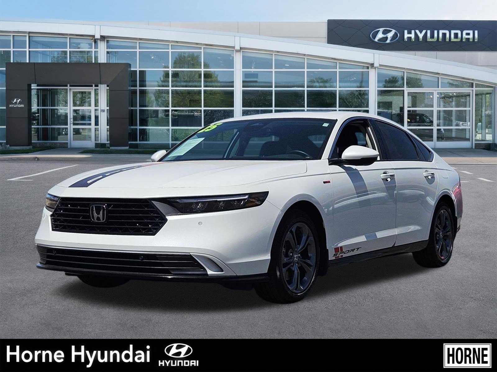 Used 2025 Honda Accord EX-L image 1