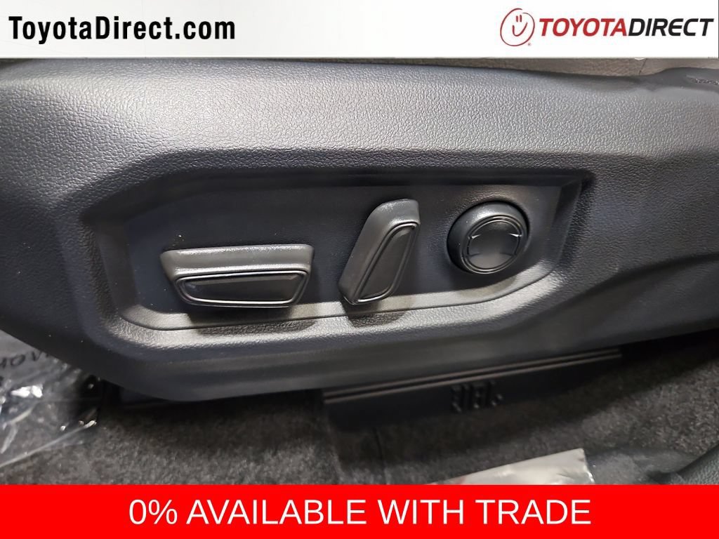 New 2026 Toyota Tundra Limited AWD/4WD image 31