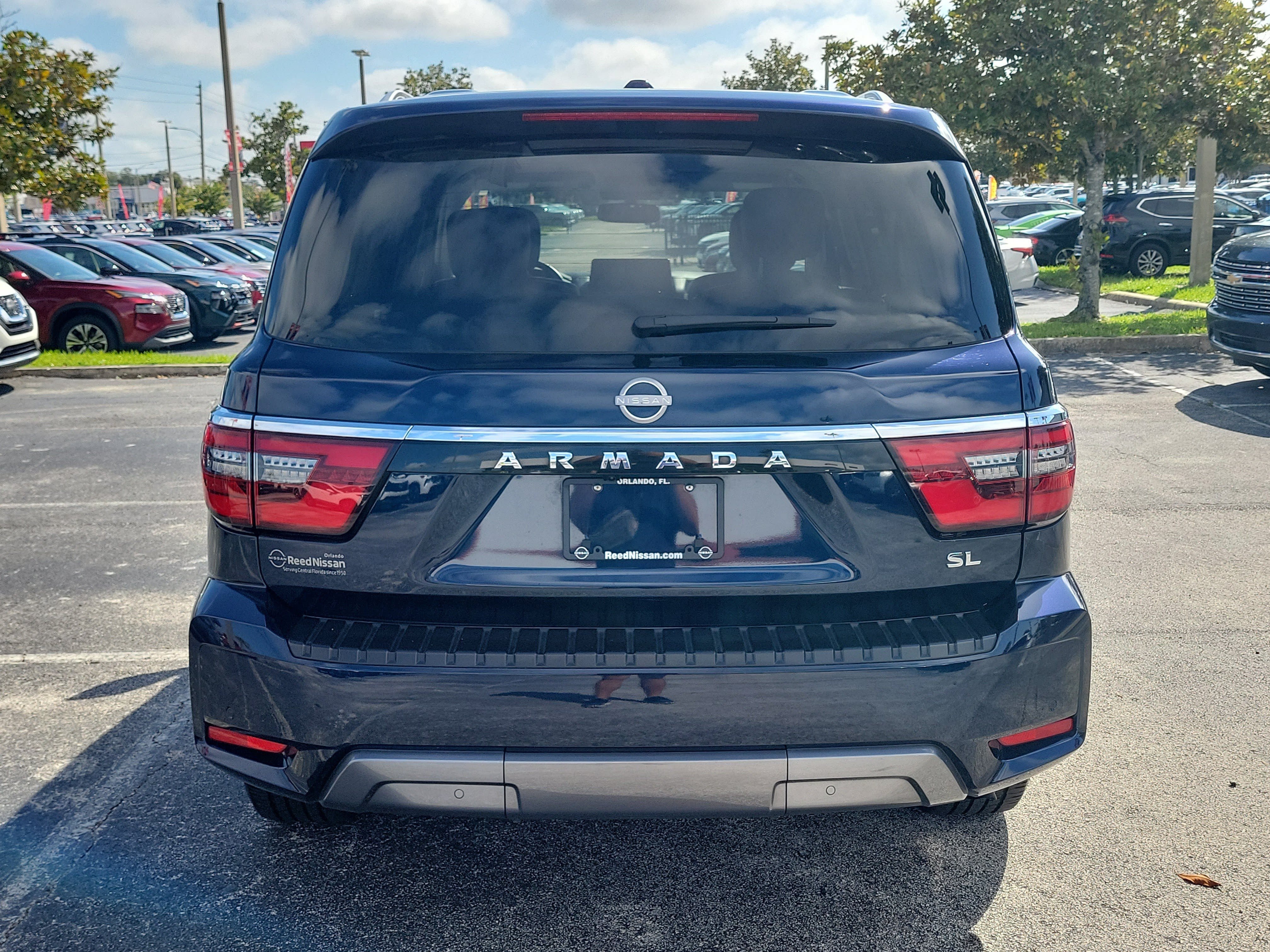 Certified 2024 Nissan Armada SL w/ Captain's Chairs Package RWD image 5