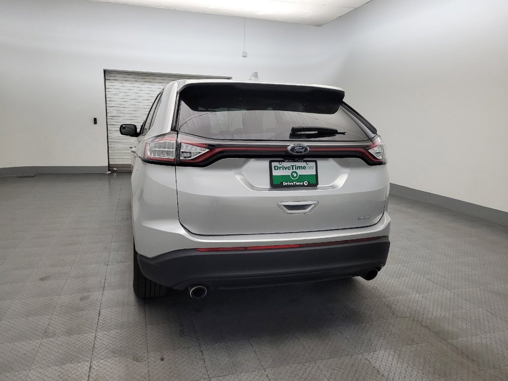 Used 2017 Ford Edge SE FWD image 6