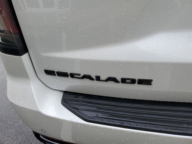 Certified 2022 Cadillac Escalade Sport Platinum w/ LPO, ONYX Package image 30