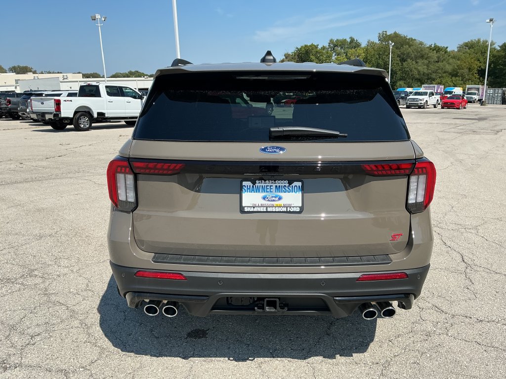 New 2026 Ford Explorer ST AWD/4WD image 6