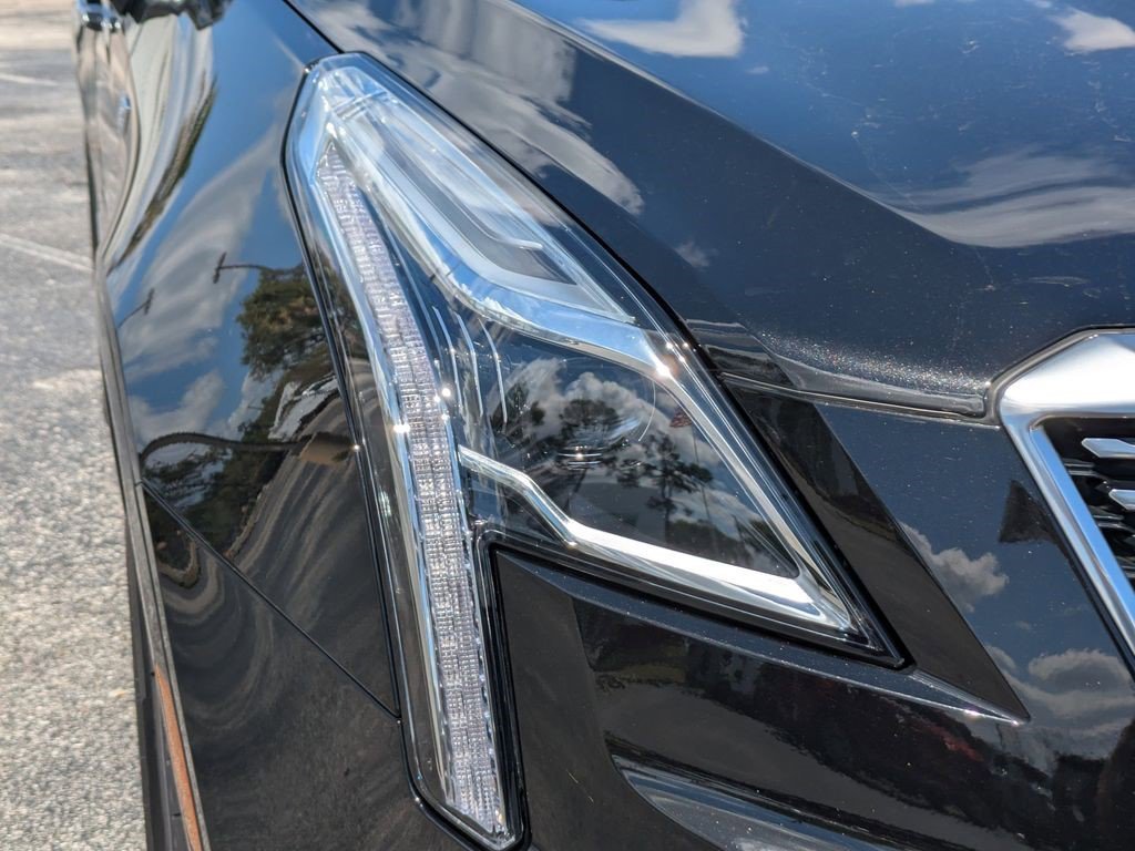 Certified 2025 Cadillac XT5 Luxury image 10
