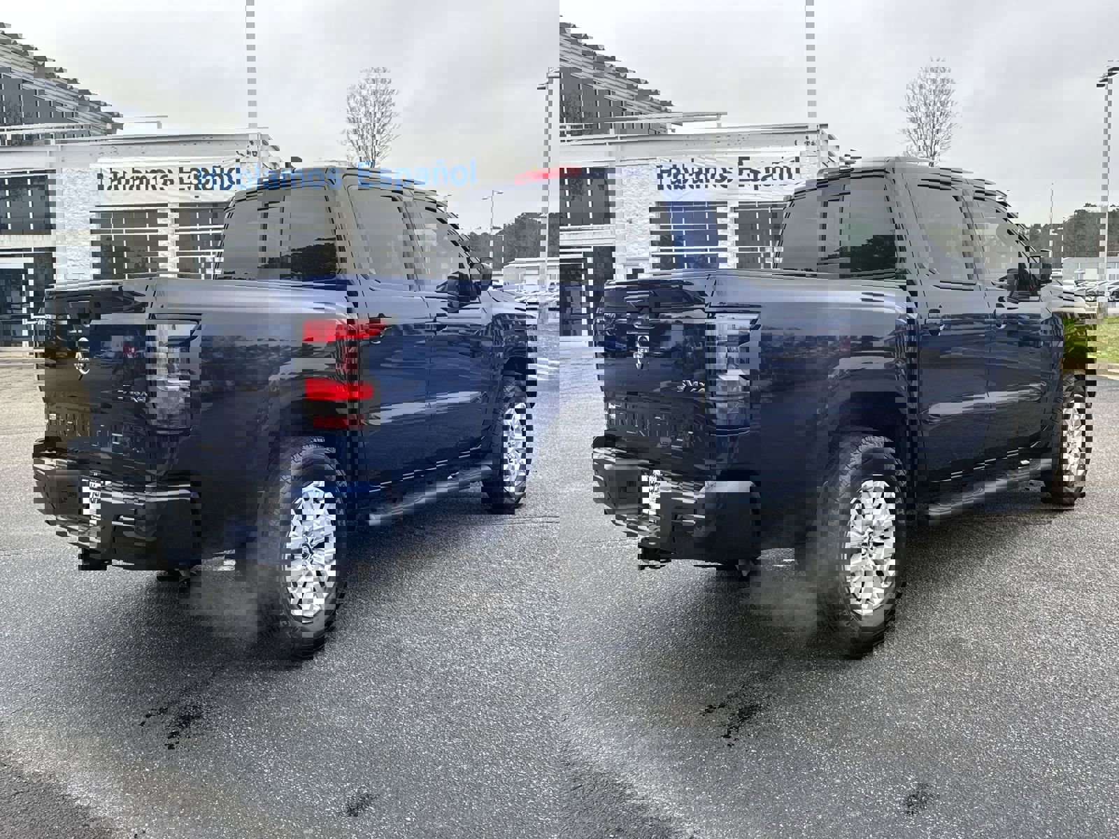 Used 2022 Nissan Frontier SV image 10