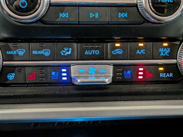 Used 2024 Ford Expedition XLT RWD image 23