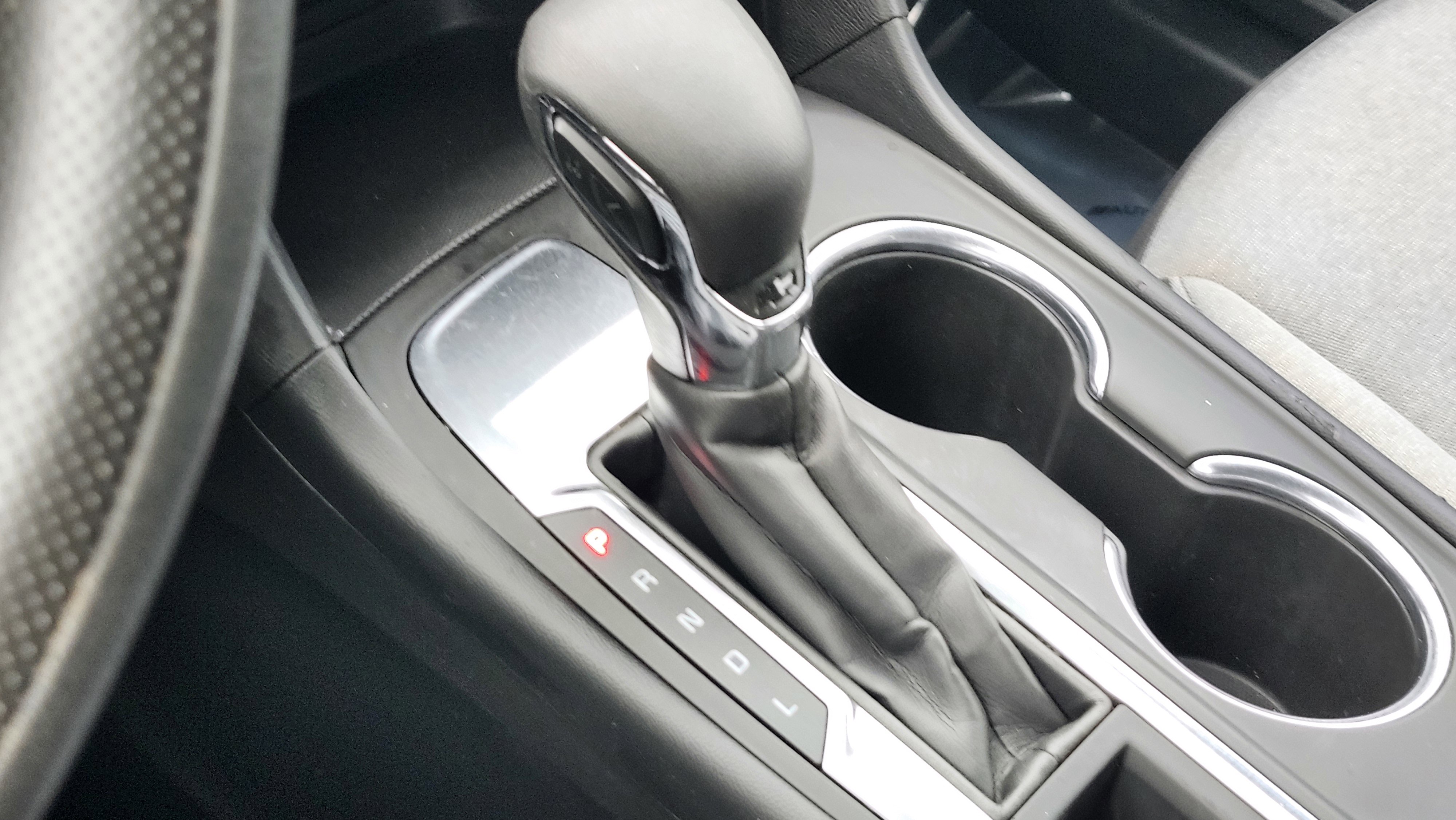 Used 2022 Chevrolet Equinox LS image 28