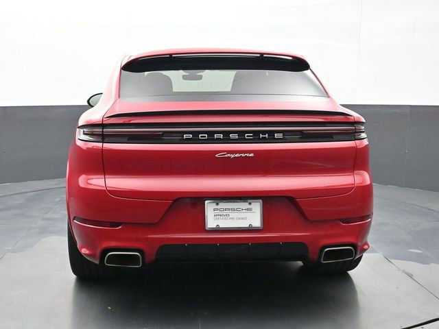 Used 2025 Porsche Cayenne Coupe image 21