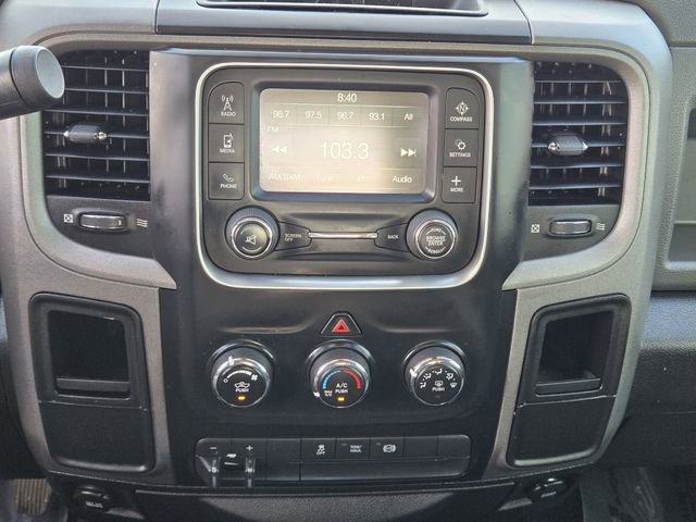 Used 2015 RAM 3500 Tradesman w/ Chrome Appearance Group image 16