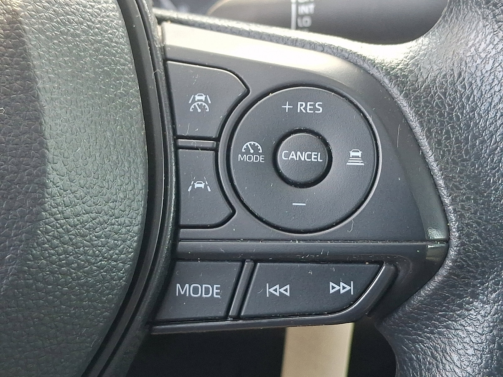 Used 2024 Toyota Corolla LE FWD image 22