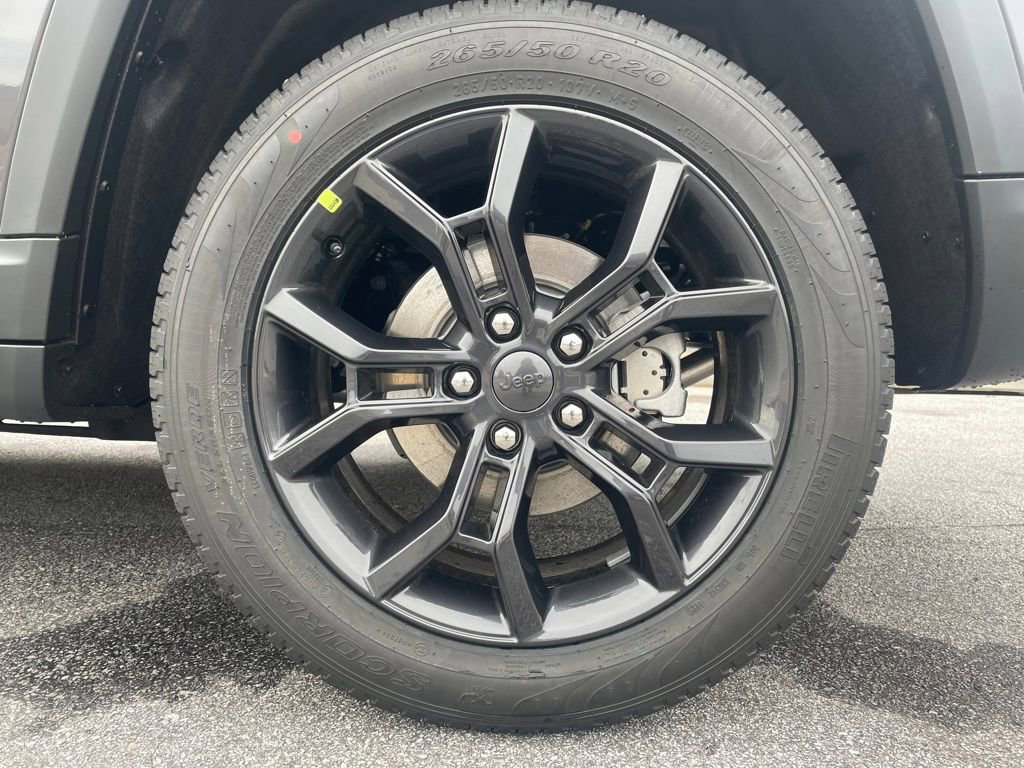 New 2025 Jeep Grand Cherokee Limited AWD/4WD image 9