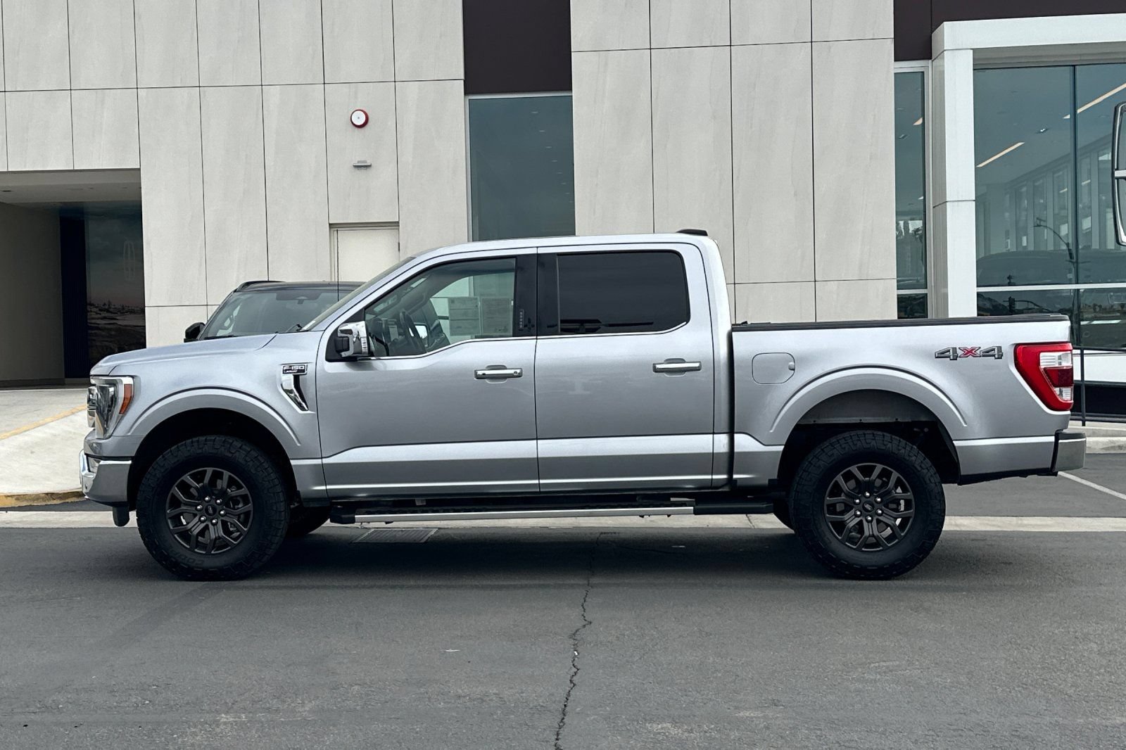 Certified 2023 Ford F150 Lariat w/ Equipment Group 502A High AWD/4WD image 6