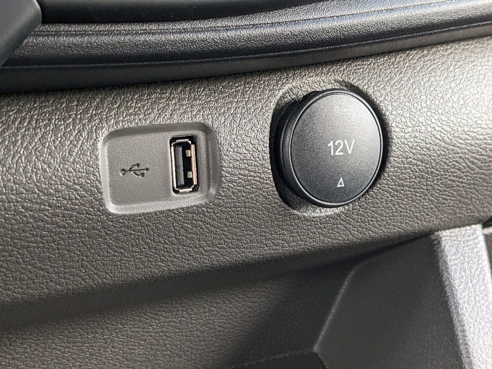 New 2024 Ford Transit 350 148 High Roof DRW AWD w/ Exterior Upgrade Package image 20