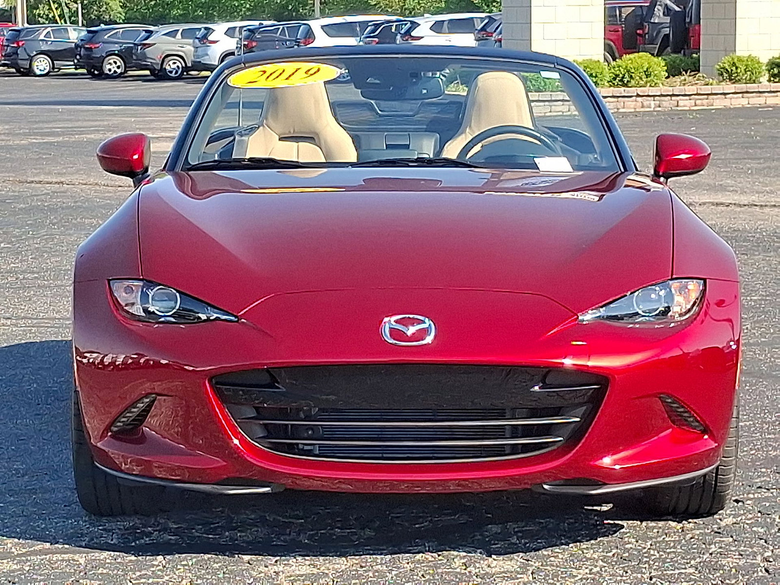 Used 2019 MAZDA MX-5 Miata Grand Touring w/ GT-S Package RWD image 28