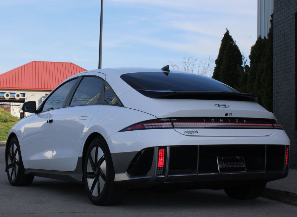 Used 2024 Hyundai Ioniq 6 SE image 14