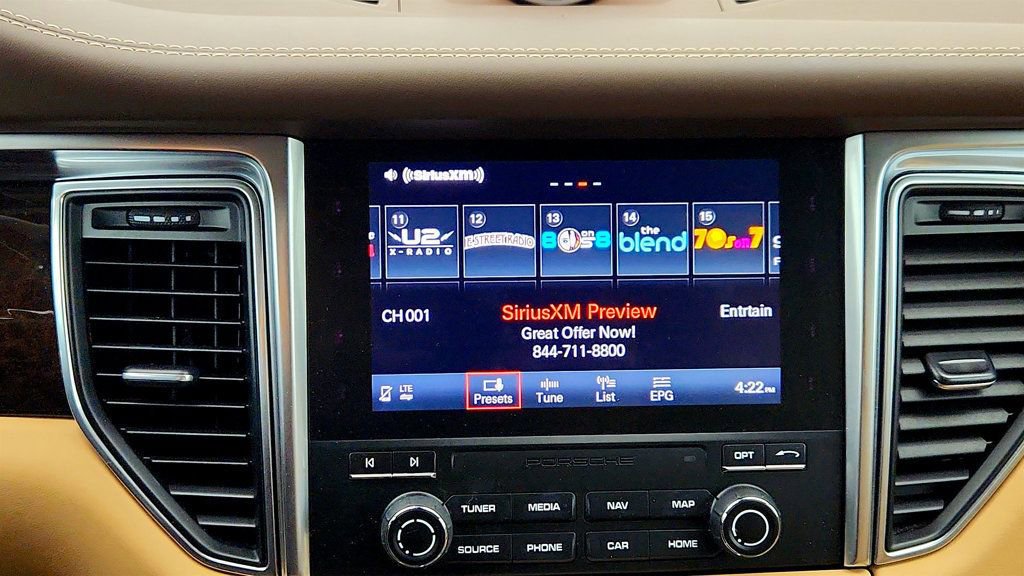 Used 2018 Porsche Macan Turbo image 19